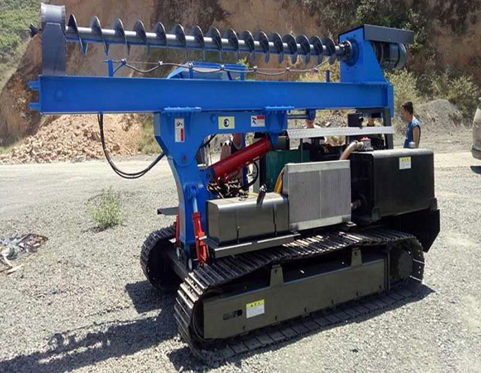 光伏發電履帶光伏打樁機